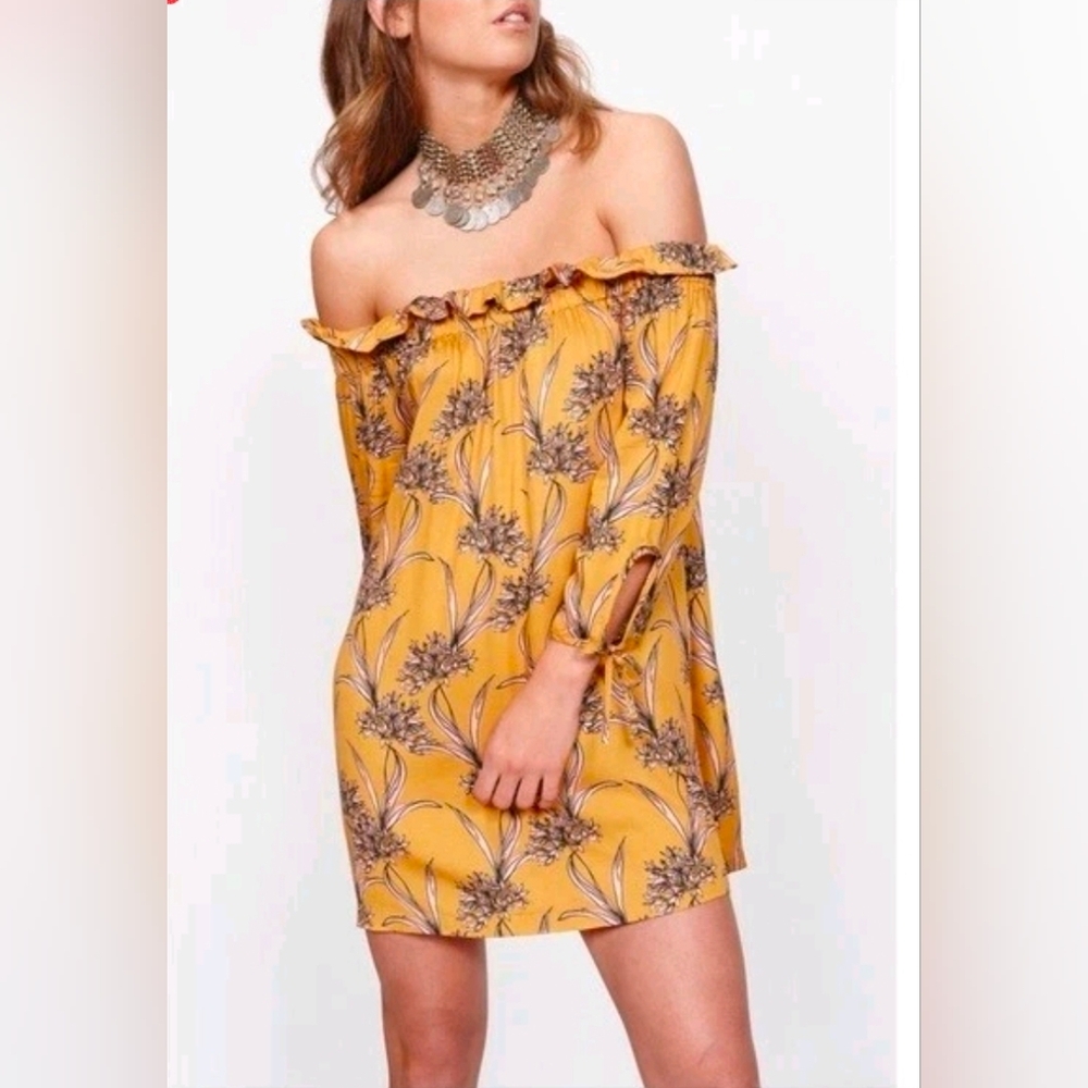 MINKPINK / Revolve Sri Lanka Off Shoulder Dress Yellow Size Small
